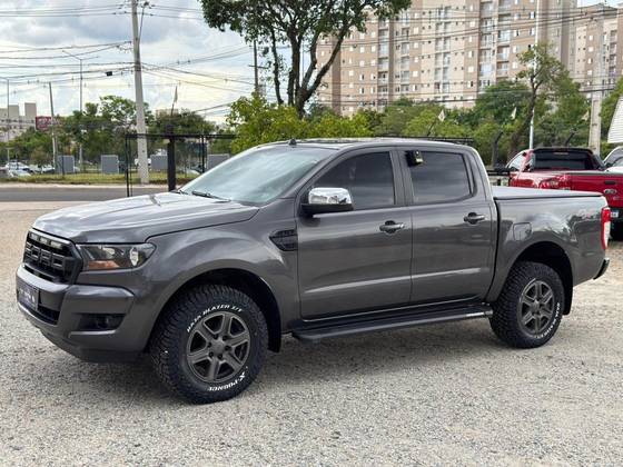 FORD RANGER 2.2 XLS 4X4 CD 16V DIESEL 4P AUTOMÁTICO FORD RANGER 2.2 XLS 4X4 CD 16V DIESEL 4P AUTOMÁTICO
